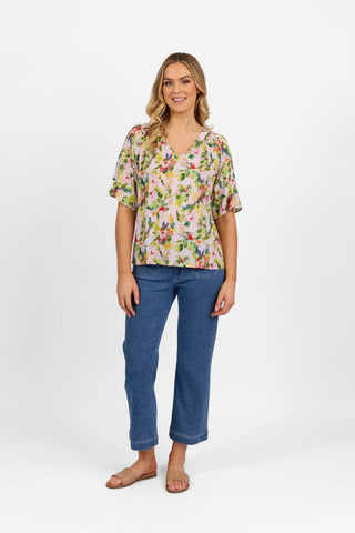 Vassalli - Short Sleeve V Neck Top-Capri