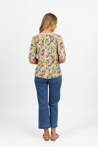 Vassalli - Short Sleeve V Neck Top-Capri
