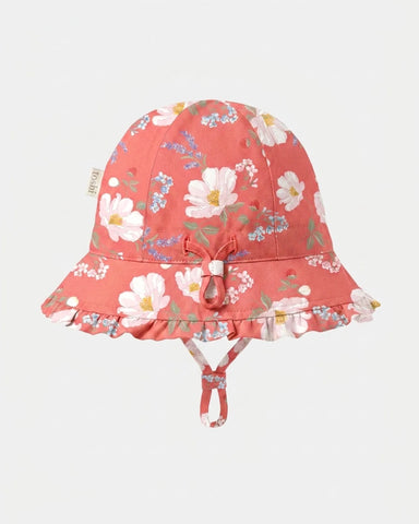 Toshi - Bell Hat Arcadia - Camille Paradise