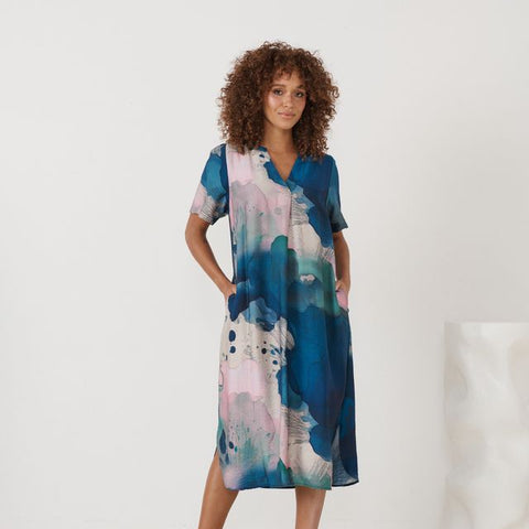 Florencia Phils - Single Pleat Dress with Scoop Hem - Abstract Blue