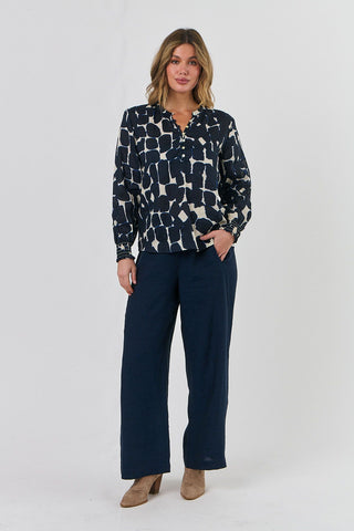 Naturals by O&J - Long Sleeve Linen Top - Eclipse