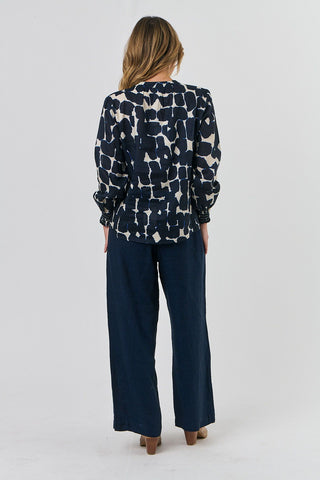 Naturals by O&J - Long Sleeve Linen Top - Eclipse