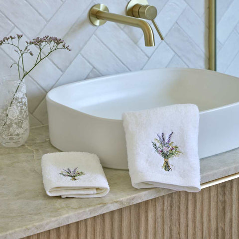 Pilbeam - Hand Towel Set of 2 (1 Plain)- Floral Garden