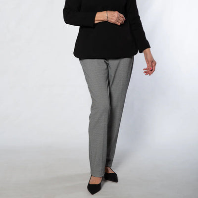 Equinox -Pull-On Houndstooth Capri Pant-Black/White