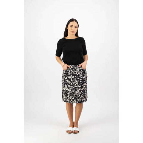 Vassalli - Manhattan -  Knee Length Lined Skirt
