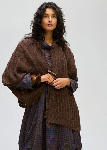 LD+Co - Shrug with Pin Fastening-Cocoa