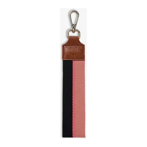 Elms+King - Accent Wristlet Tan Pebble Tab