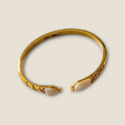 MCLuxe - Lumière MOP & Crystal Bangle