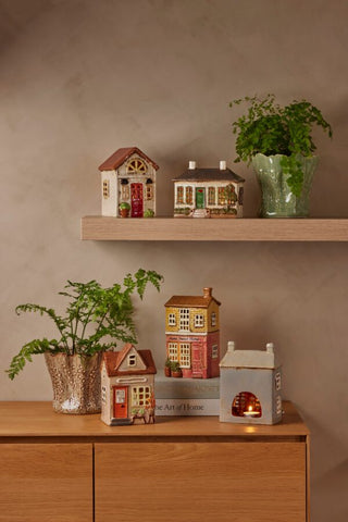 Pilbeam - Ashbourne Cottage Tealight Holder