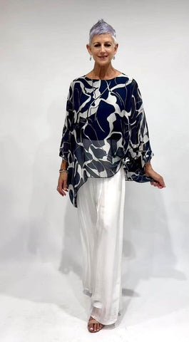 La Strada - Kaftan Top - Navy/Beige Print