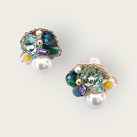 MCLuxe-Celeste Bloom Emerald Bloom Crystal Pearl Stud Earring -R0103564