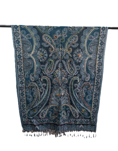 United Fashion - Elegant Hand-Embroidered Wool Shawl – Teal*