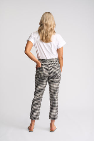 Vassalli - Tint 7/8 Pull On Pant - Black Gingham