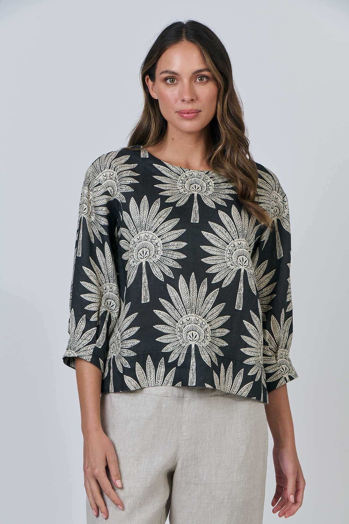 Naturals by O&J - Linen Round Neck Top - Date Palm