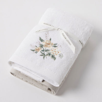 Pilbeam Living - Belle Fleur Hand Towel Set of 2 (1 Plain)