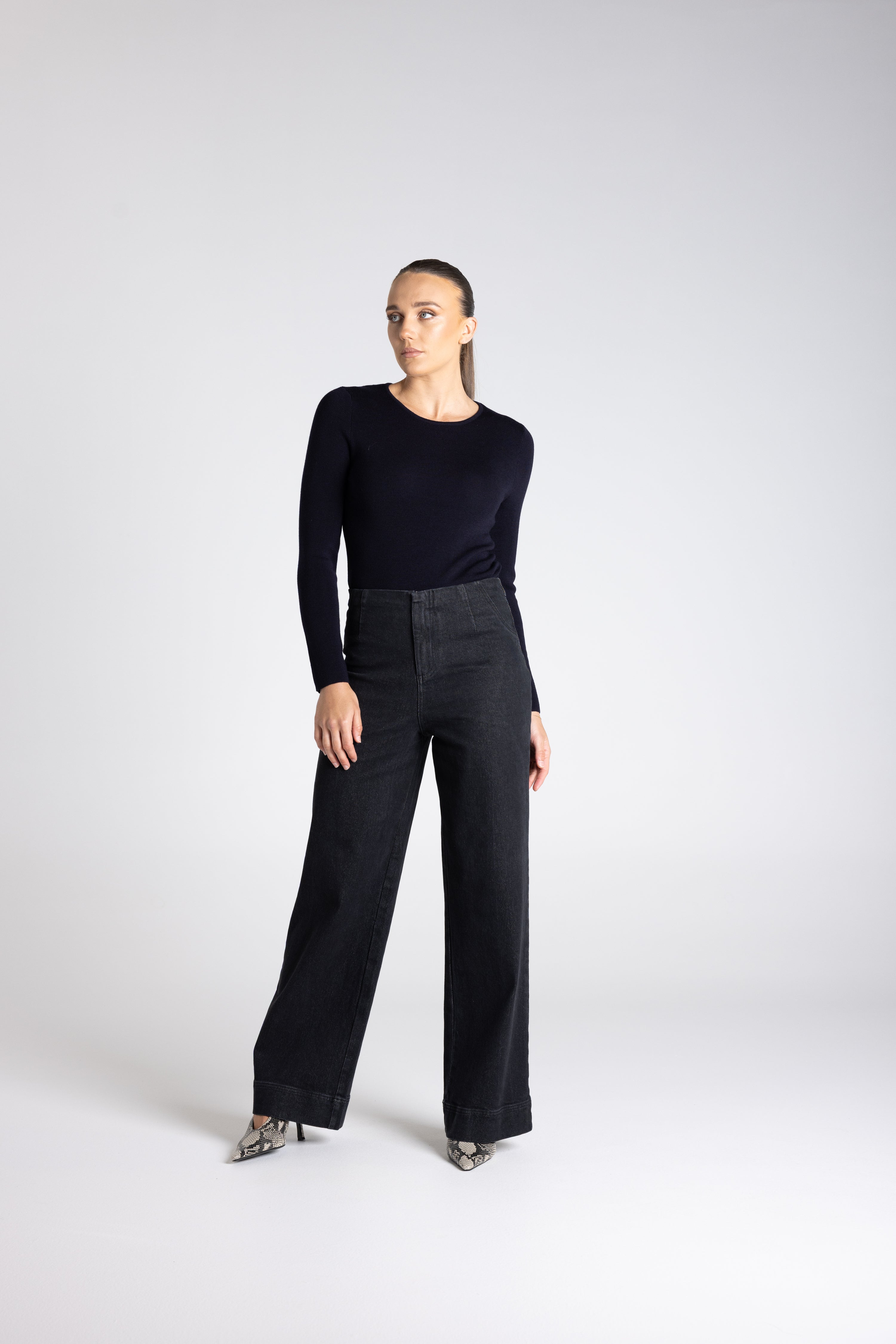 Two T's - Denim 7/8 Wide Leg Pants - Black
