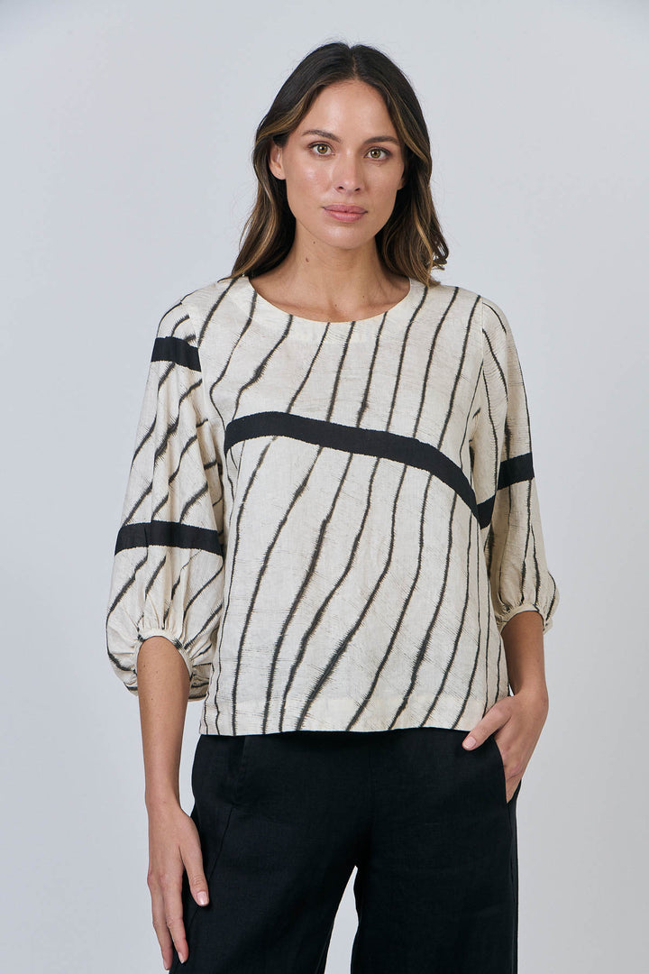 Naturals by O&J - Linen Bishop Sleeve Top-Isobars