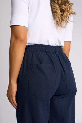 Vassalli - Dione Ankle Gazer Barrel Leg Pant - Ink