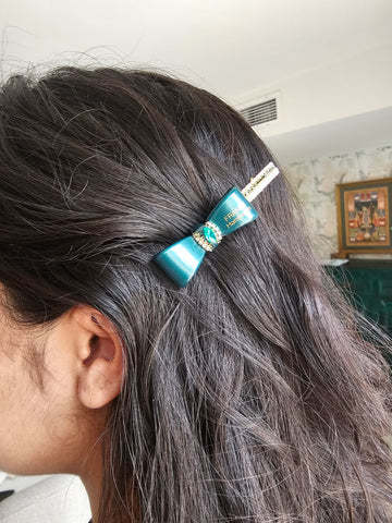 MCLuxe-Celeste Bloom- Green Acetate Butterfly Hairpin  - TS01773