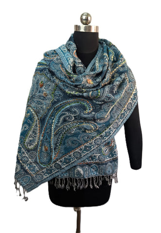 United Fashion - Elegant Hand-Embroidered Wool Shawl – Teal*