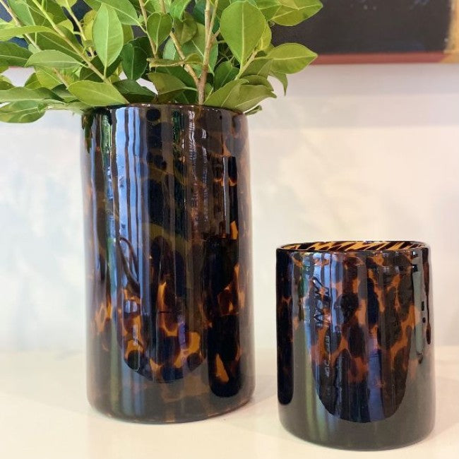 Medmar Tortoiseshell Classic Vase – 14cm high x 12cm diameter