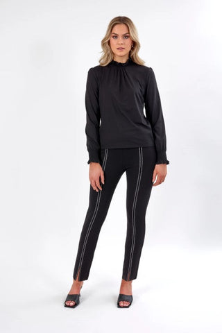 Knewe -  Black - Miso Top