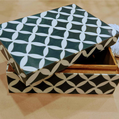 Grey/Ivory Resin trinket box